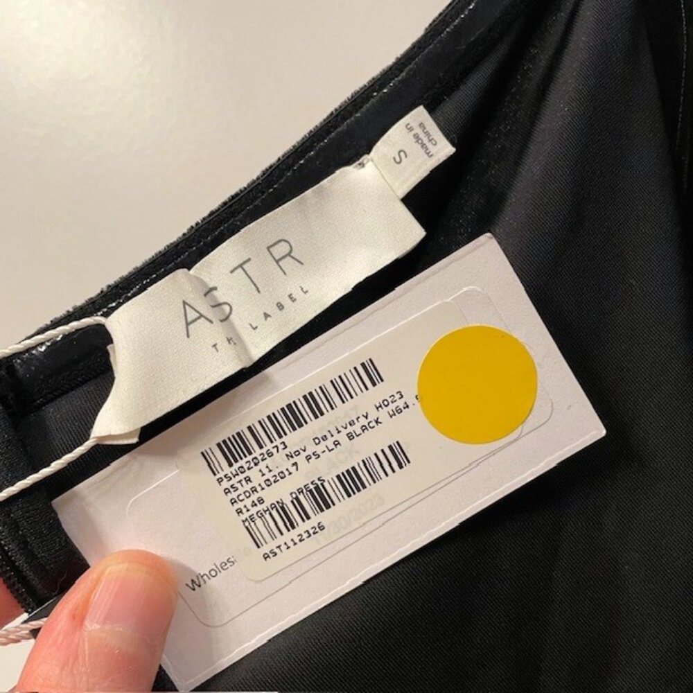 NEW ASTR Meghan Ruched Strapless Velvet Midi Dress Black Size Small - Picture 13 of 16